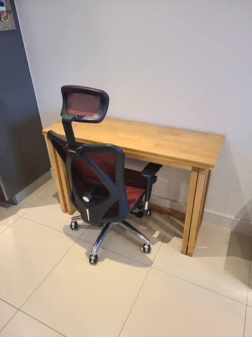 1 Bedroom Penthouse Flat In East ロンドン エクステリア 写真